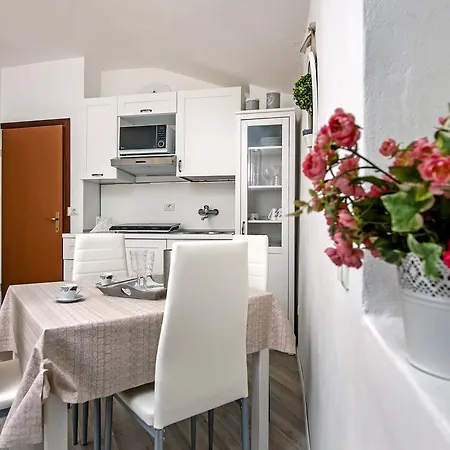 Santa Croce House Apartment *
