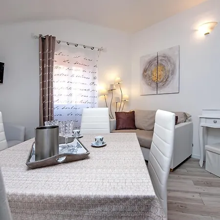 Santa Croce House Apartment Rovinj