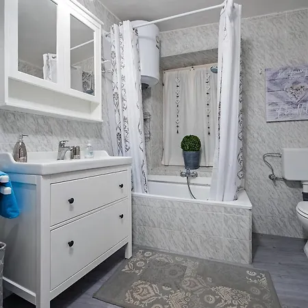 Santa Croce House Apartment *
